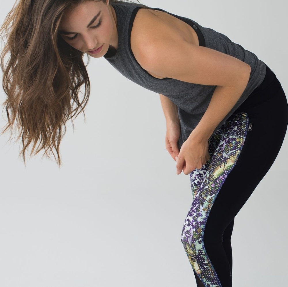 EUC 💎 Lululemon Inspire Tight II *Full-On Luxtreme Floral Sport White Size 4